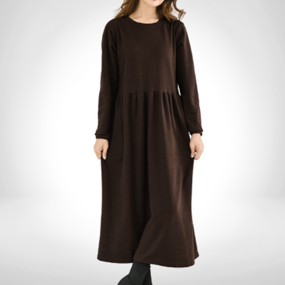 Sariah | Relaxed and Timeless winter Dress