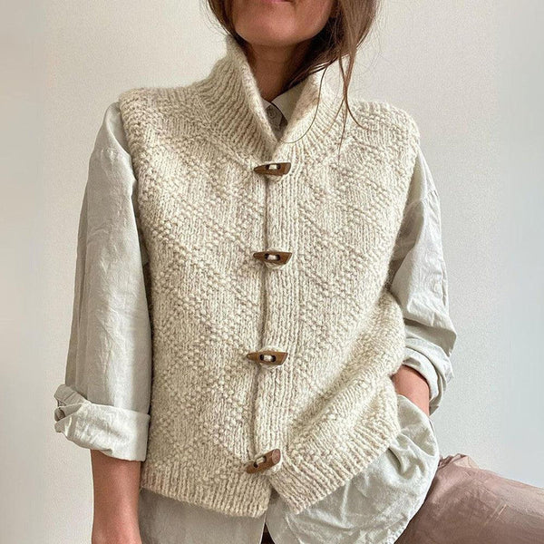 Juul | Classic and Elegant winter Cardigan