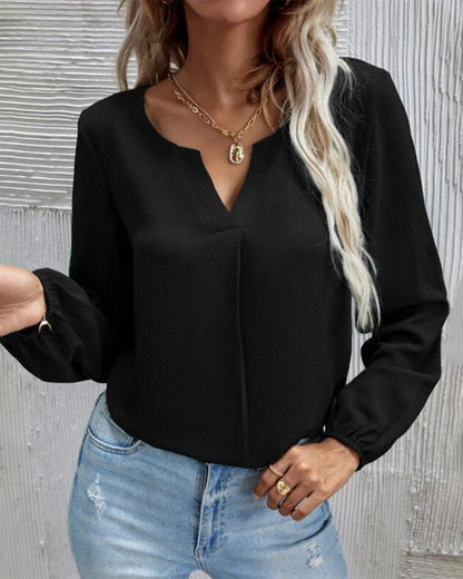 Giana | Effortless and Chic winter Blouse