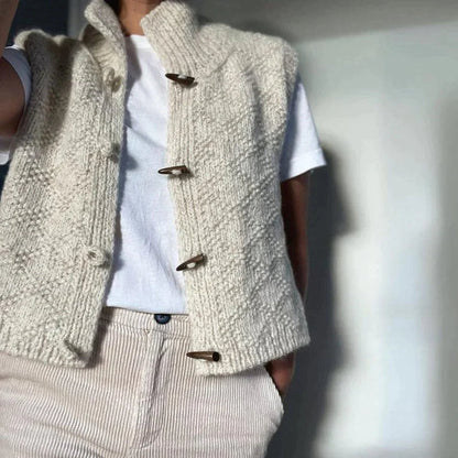 Juul | Classic and Elegant winter Cardigan