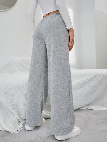 Anahi | Fashionable and Minimalist winter Pants