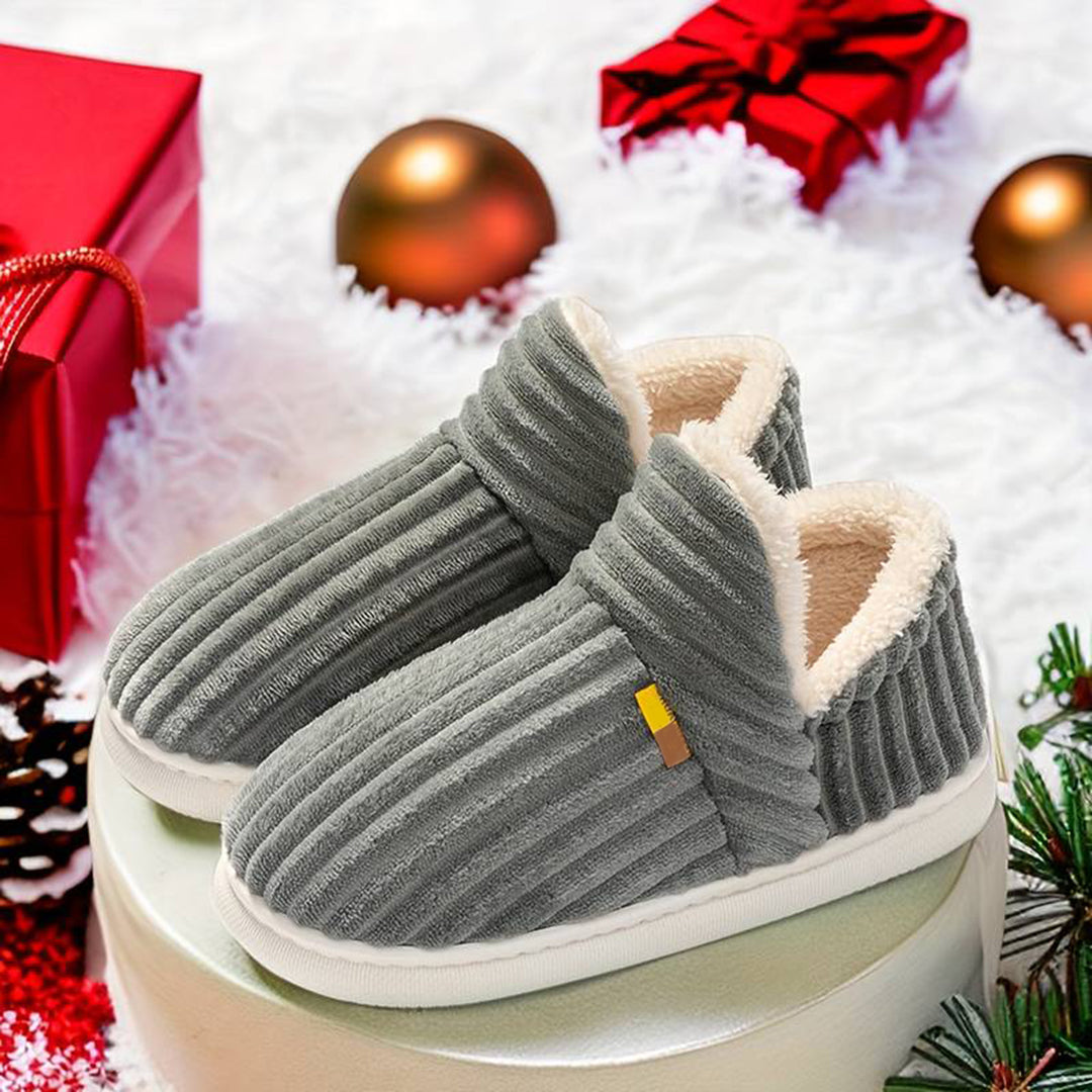 Trendy and supportive orthopedic winter footwear ���