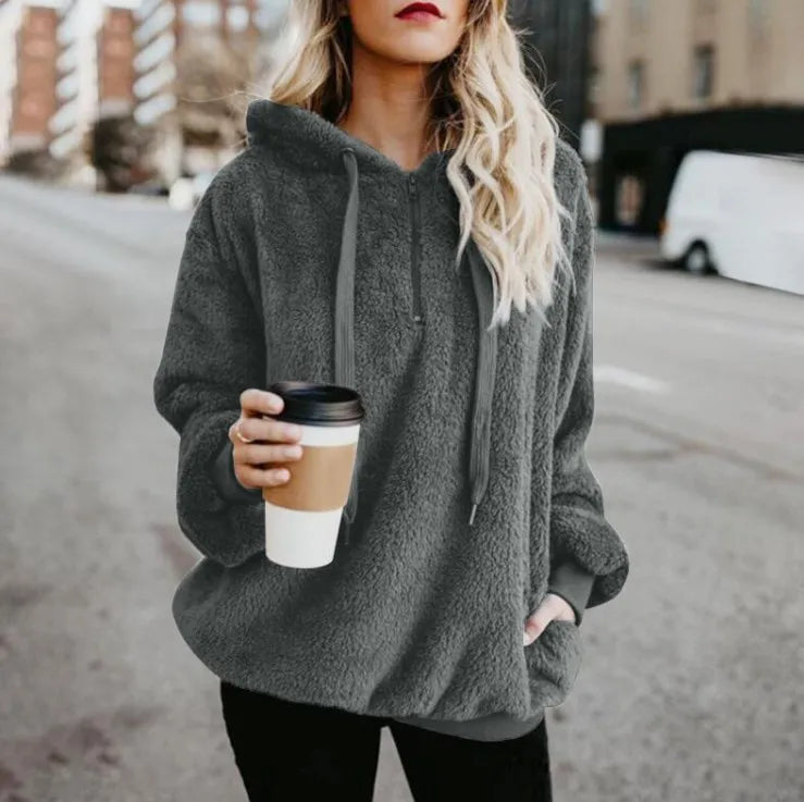 Zsófia | Simple and Stylish winter Hoodie