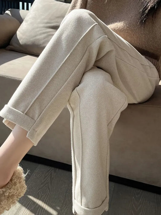 Anke | Casual and Relaxed winter Pants