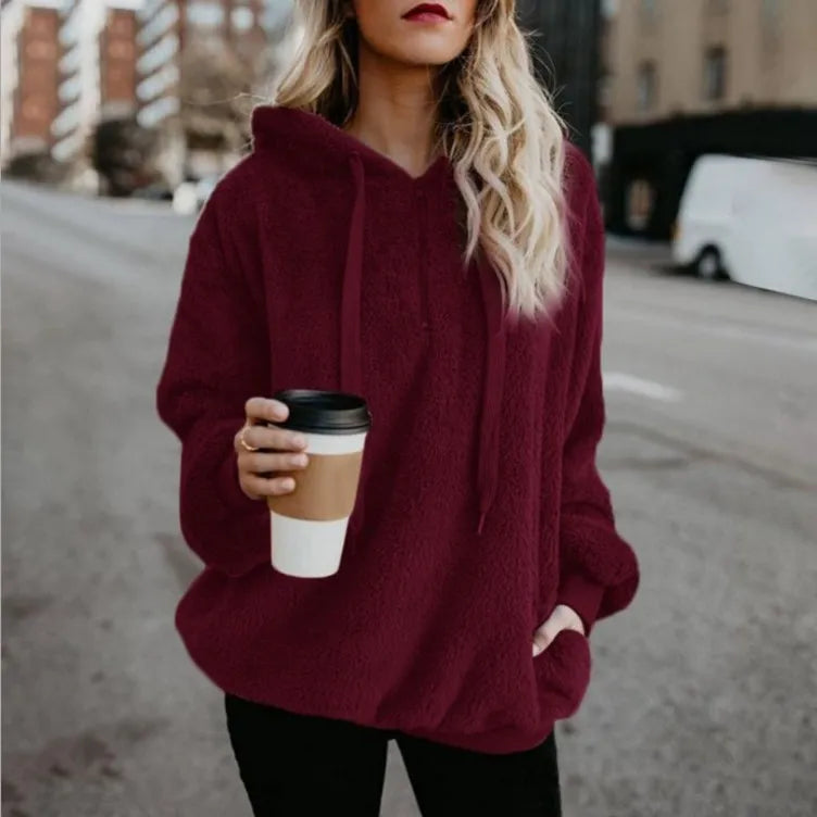 Zsófia | Simple and Stylish winter Hoodie