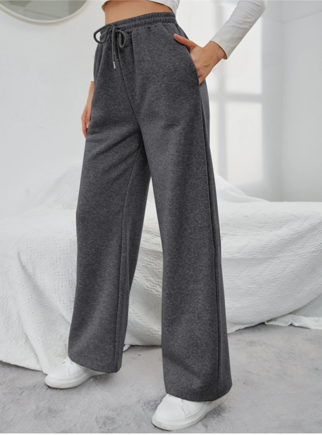 Anahi | Fashionable and Minimalist winter Pants